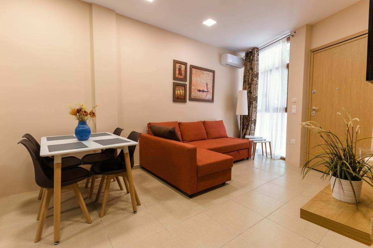 La Petit Maison Tesalonika Bagian luar foto